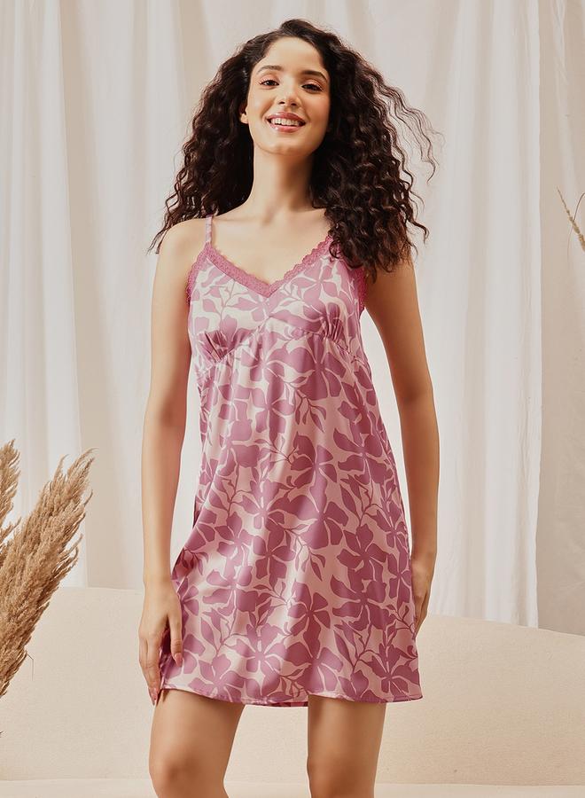 كلوفيا قميص نوم ساتان بطبعة زهور - Image 1